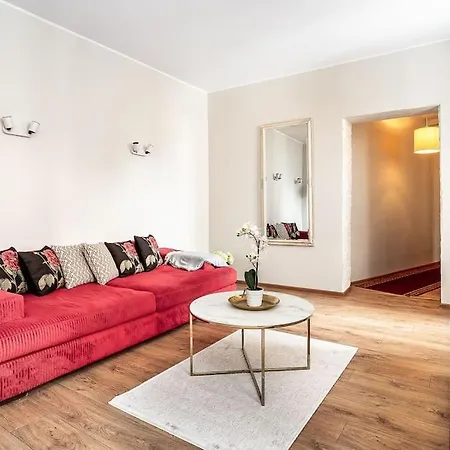 Apartment Cozy In The Centre And Free Parking Tallinn
