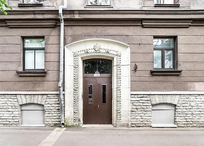 Cozy In The Centre And Free Parking *